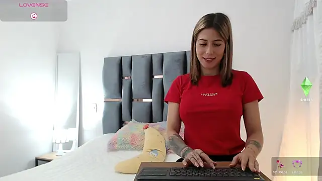 Susana Rios11 online show from 12-22-25, 01:41