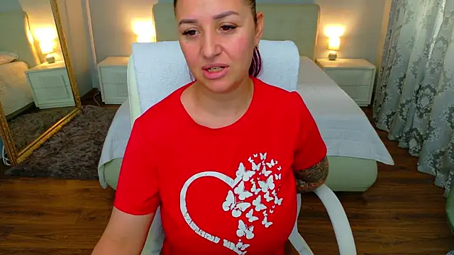 Snapshot of Amy--Samy chatting on 07-03-26, 01:06 Amy--Samy online show from 07-03-26, 01:06