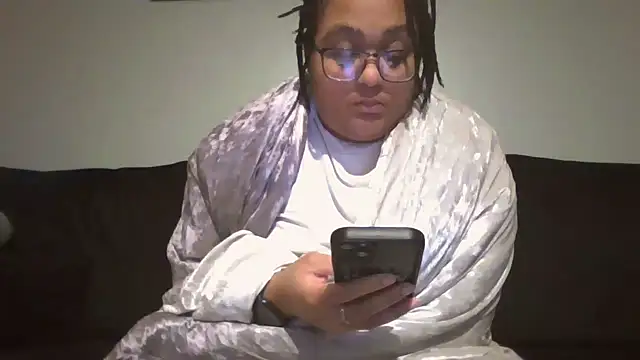 Snapshot of vanilla_chocolate23 chatting on 01-01-25, 10:43 vanilla chocolate23 online show from 01-01-25, 10:43