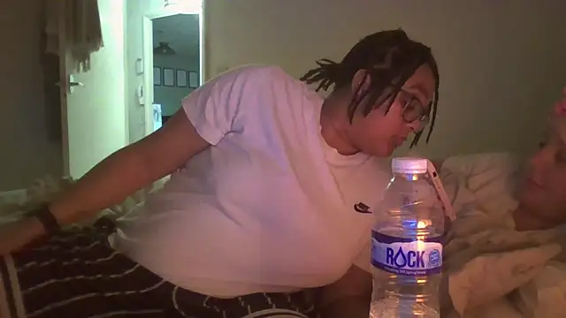 Snapshot of vanilla_chocolate23 chatting on 01-07-25, 09:46 vanilla chocolate23 online show from 01-07-25, 09:46