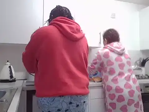 Snapshot of vanilla_chocolate23 chatting on 02-12-25, 01:06 vanilla chocolate23 online show from 02-12-25, 01:06