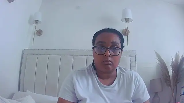 Snapshot of vanilla_chocolate23 chatting on 10-09-25, 08:12 vanilla chocolate23 online show from 10-09-25, 08:12