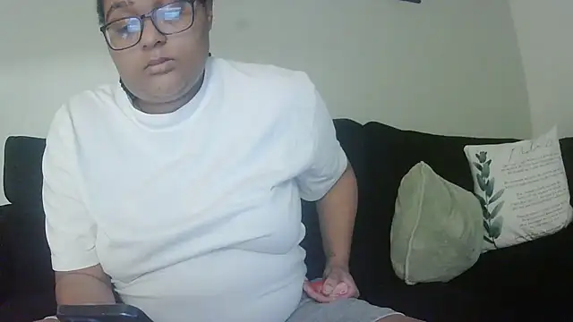 Snapshot of vanilla_chocolate23 chatting on 10-10-25, 06:34 vanilla chocolate23 online show from 10-10-25, 06:34