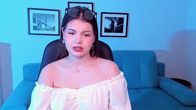 AdeliaKiss online show from 02-03-25, 06:17