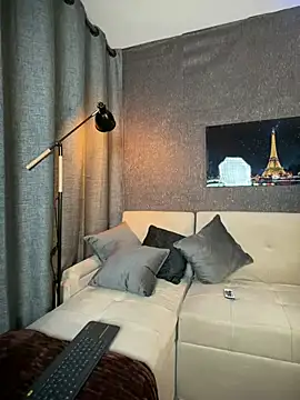 Snapshot of _EUFRATES_ chatting on 05-13-26, 12:46 EUFRATES online show from 05-13-26, 12:46