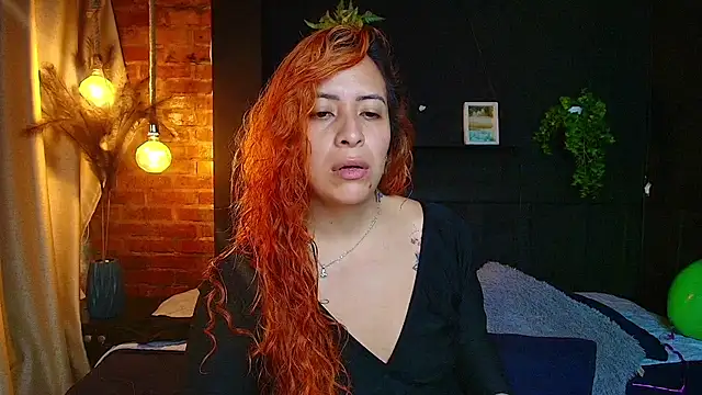 Snapshot of sahra_taylor_ chatting on 05-21-26, 11:39 sahra taylor online show from 05-21-26, 11:39
