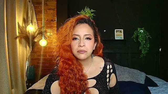 Snapshot of sahra_taylor_ chatting on 05-28-26, 02:25 sahra taylor online show from 05-28-26, 02:25