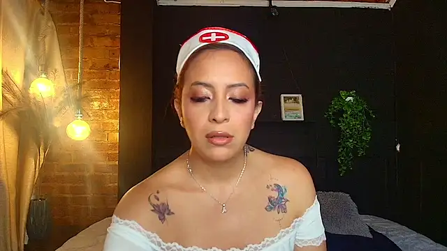 Snapshot of sahra_taylor_ chatting on 06-03-26, 02:55 sahra taylor online show from 06-03-26, 02:55