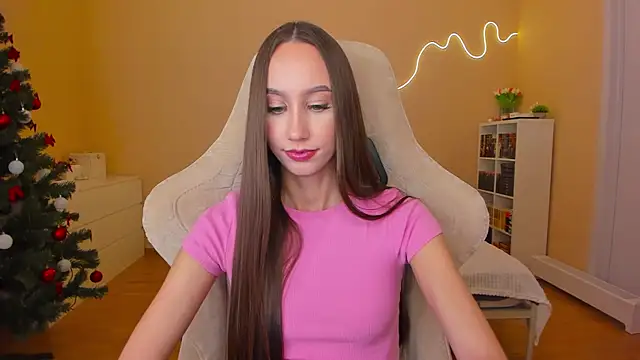 Snapshot of your_emily_ chatting on 01-09-25, 07:18 your emily online show from 01-09-25, 07:18