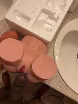 MaterialGolan online show from 02-07-26, 02:37