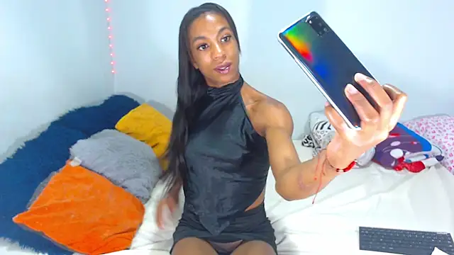 Snapshot of JessicaEbony chatting on 01-17-25, 02:18 JessicaEbony online show from 01-17-25, 02:18