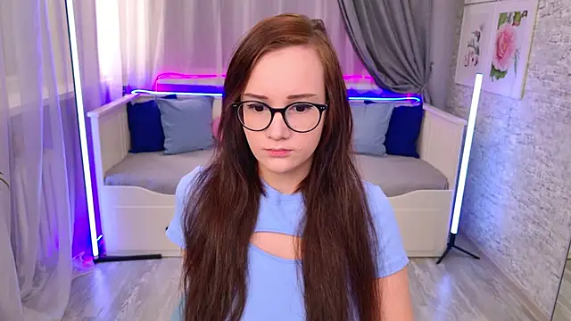 Snapshot of StellaGloww chatting on 09-22-25, 04:09 StellaGloww online show from 09-22-25, 04:09