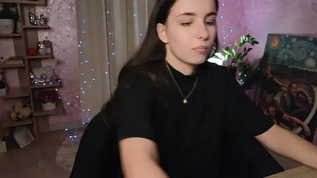 AuroraAksnesss online show from 12-03-24, 11:33