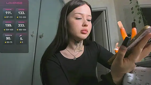 Snapshot of kate8ketee8 chatting on 03-21-25, 10:17 kate8ketee8 online show from 03-21-25, 10:17