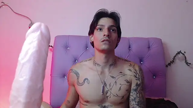 Apolo Hidalgo01 online show from 01-24-25, 05:21