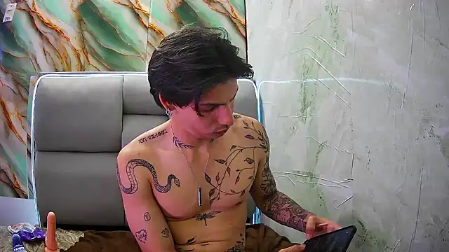 Apolo Hidalgo01 online show from 02-03-25, 07:10