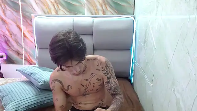 Apolo Hidalgo01 online show from 02-20-25, 04:57