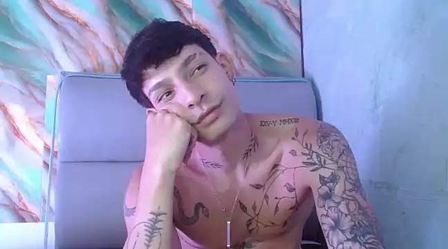 Apolo Hidalgo01 online show from 02-26-25, 05:28