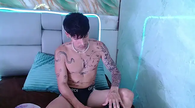 Apolo Hidalgo01 online show from 02-28-25, 05:37