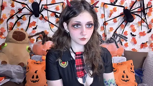 Snapshot of _Devill_Baby chatting on 10-09-25, 05:22 Devill Baby online show from 10-09-25, 05:22