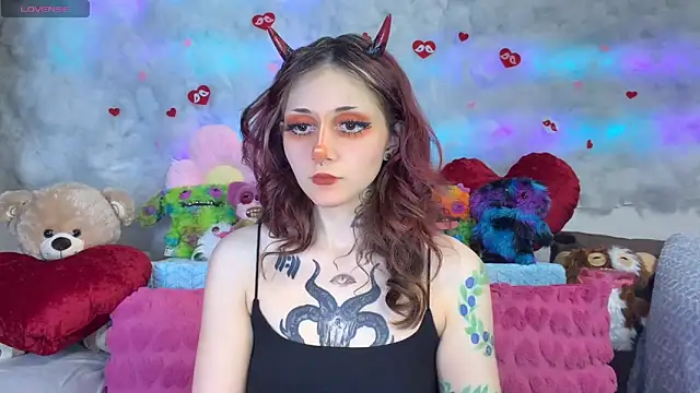 Snapshot of _Devill_Baby chatting on 02-13-26, 06:59 Devill Baby online show from 02-13-26, 06:59