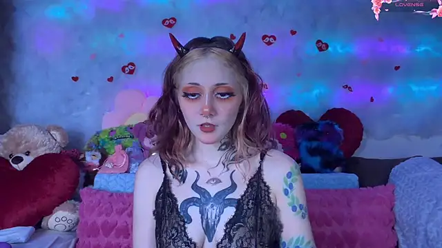 Snapshot of _Devill_Baby chatting on 02-21-26, 09:38 Devill Baby online show from 02-21-26, 09:38