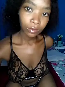 Snapshot of NunuBerry16 chatting on 02-18-25, 08:16 NunuBerry16 online show from 02-18-25, 08:16