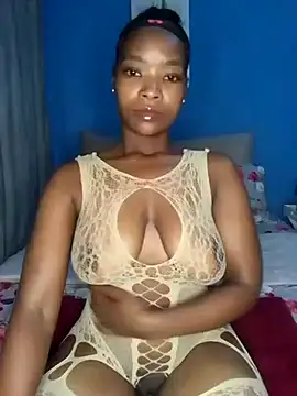 Snapshot of NunuBerry16 chatting on 02-19-25, 07:05 NunuBerry16 online show from 02-19-25, 07:05