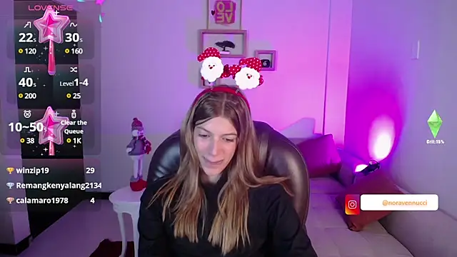 Snapshot of Nora_Vennucci chatting on 12-17-24, 10:54 Nora Vennucci online show from 12-17-24, 10:54