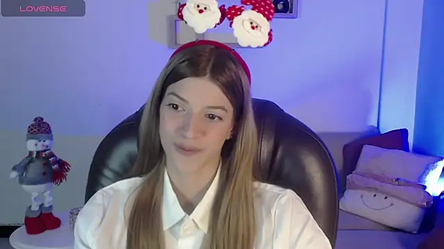 Snapshot of Nora_Vennucci chatting on 12-22-24, 08:14 Nora Vennucci online show from 12-22-24, 08:14