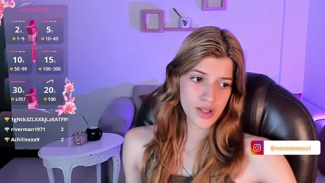 Snapshot of Nora_Vennucci chatting on 02-05-25, 11:50 Nora Vennucci online show from 02-05-25, 11:50