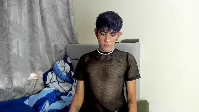 Snapshot of andrew_uwu_ chatting on 12-18-25, 09:54 andrew uwu online show from 12-18-25, 09:54