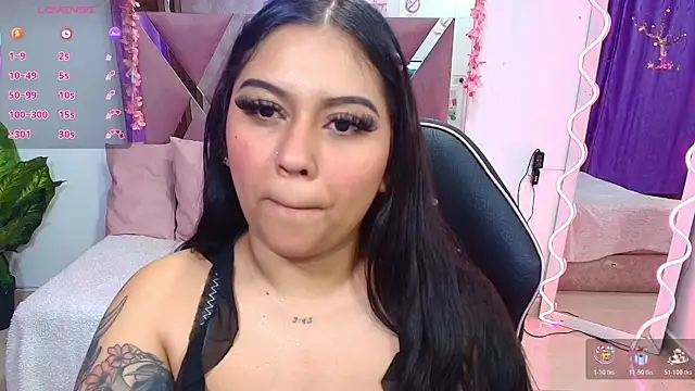 kendra tay online show from 11-20-25, 03:18