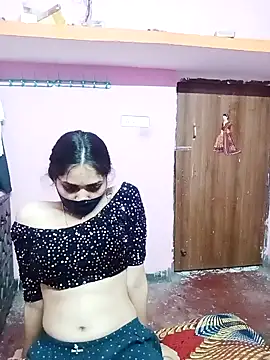 Snapshot of Cute-Simmi chatting on 12-17-24, 06:35 Cute-Simmi online show from 12-17-24, 06:35