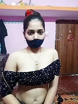 Snapshot of Cute-Simmi chatting on 12-24-24, 08:38 Cute-Simmi online show from 12-24-24, 08:38