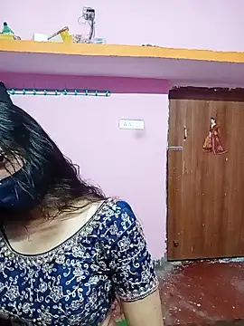 Snapshot of Cute-Simmi chatting on 12-25-24, 08:07 Cute-Simmi online show from 12-25-24, 08:07