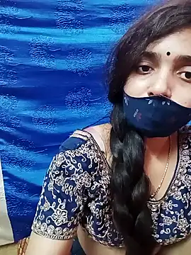 Snapshot of Cute-Simmi chatting on 01-28-25, 09:29 Cute-Simmi online show from 01-28-25, 09:29