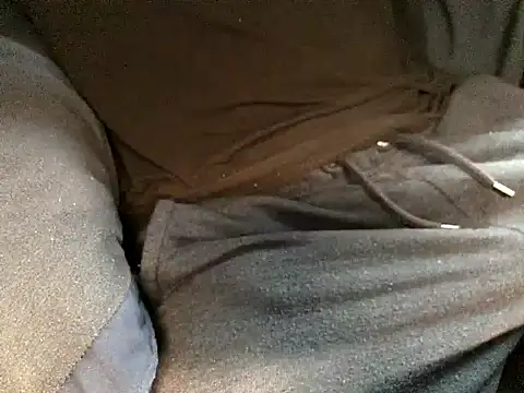 Ryan67533 online show from 12-31-24, 07:10