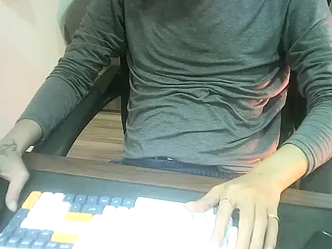 Ryan67533 online show from 01-11-26, 06:18