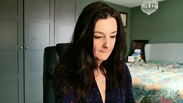 Snapshot of flatwhite0 chatting on 02-18-26, 10:11 flatwhite0 online show from 02-18-26, 10:11