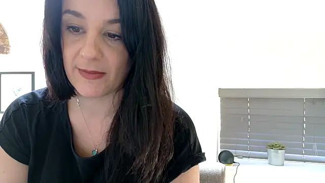 Snapshot of flatwhite0 chatting on 04-23-26, 12:29 flatwhite0 online show from 04-23-26, 12:29
