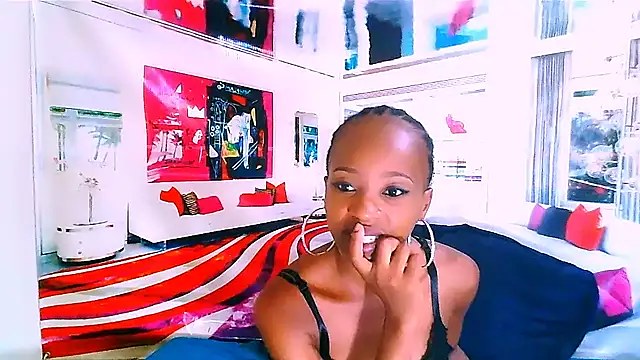 Snapshot of EbonyCreamy69 chatting on 01-14-25, 02:00 EbonyCreamy69 online show from 01-14-25, 02:00