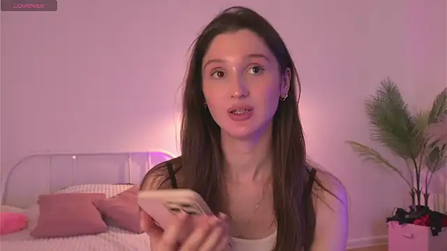 tender babyy online show from 10-08-25, 02:04