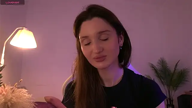 tender babyy online show from 12-18-25, 10:43