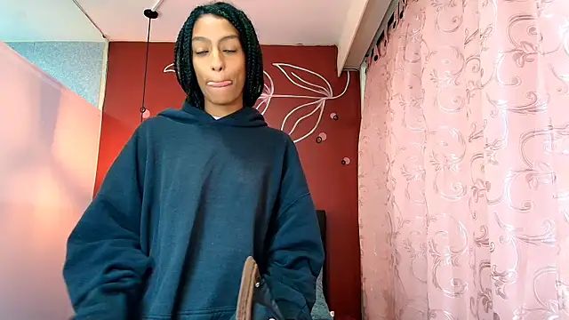 Zia Green online show from 12-30-24, 11:37