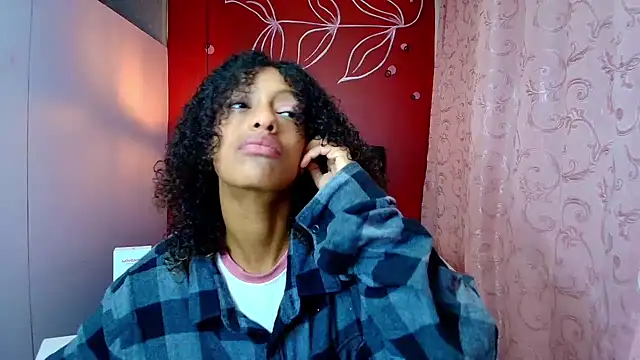 Zia Green online show from 02-22-25, 12:19