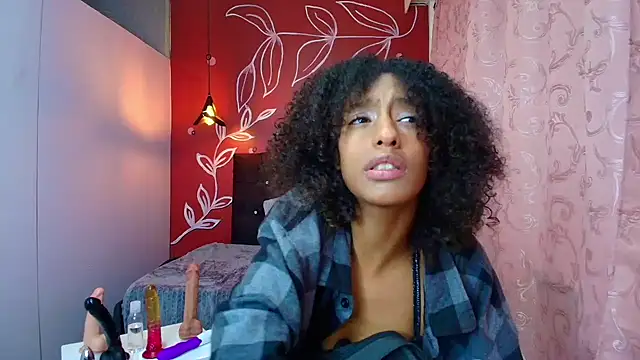 Zia Green online show from 02-26-25, 03:19