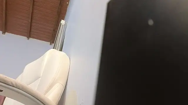 lou rosse  online show from 01-25-25, 02:58