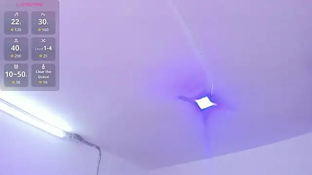 Amy Kiitty  online show from 09-24-25, 01:14