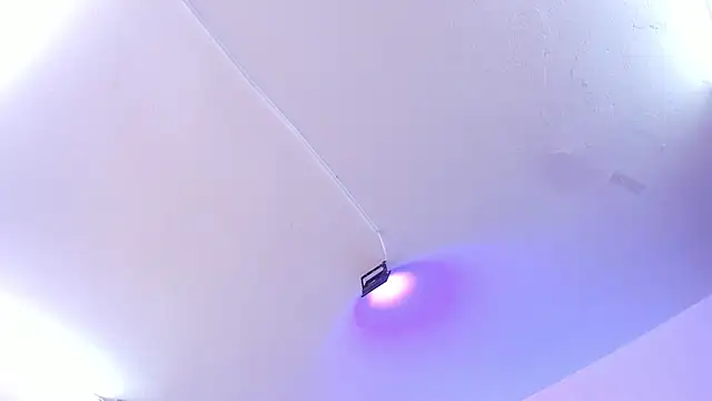 Amy Kiitty  online show from 11-22-25, 01:10